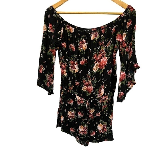 Pants - Black Floral Print Off the Shoulder Drawstring Waist Short Romper M